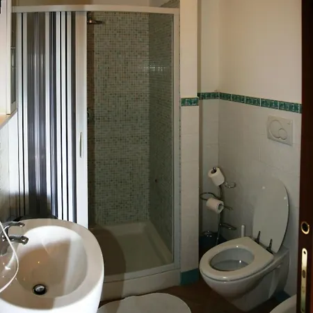 بيت ضيافة Casarufolo Paradise 4*