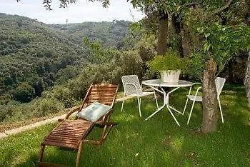 בית הארחה Casarufolo Paradise 2*