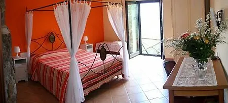 Casarufolo Paradise בית הארחה סורנטו